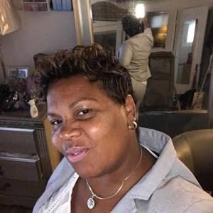 Meet your Posher, Sharone